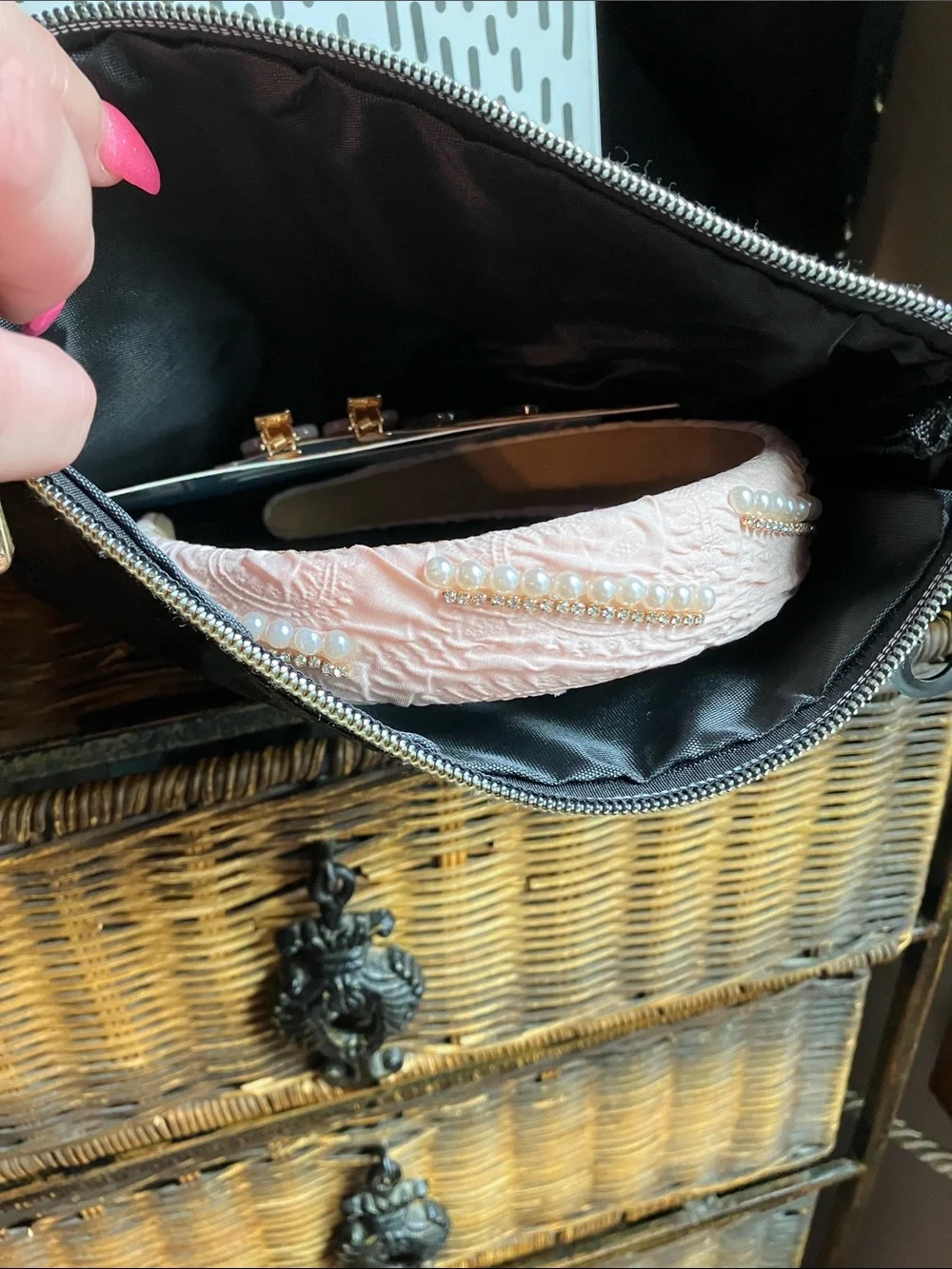 RUBY+ CASH Glitter Cosmetic Pouch with 'Get Chic Done' Slogan & free gifts!!!